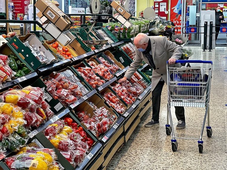 Tesco maintains full-year guidance, sees inflation easing