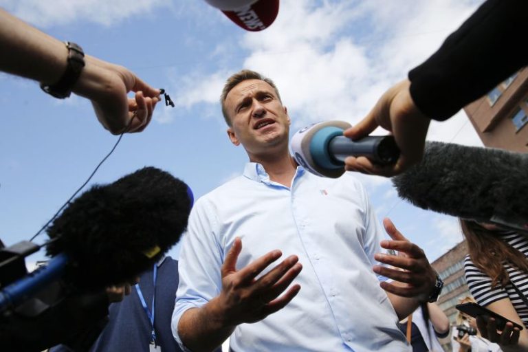 Kremlin critic Alexey Navalny slams Russia’s ‘corrupt’ elite for bringing Putin to power