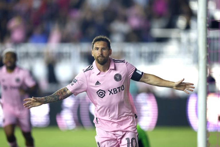 Lionel Messi scores twice for Inter Miami in Leagues Cup win