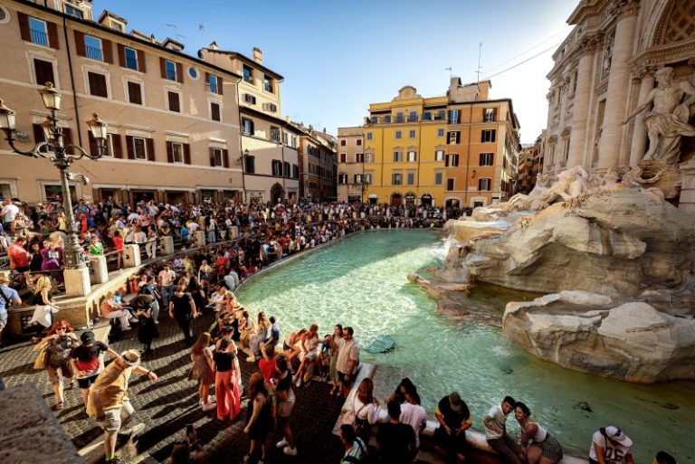 $2 to cut a sandwich in half: The outrageous rip-offs targeting tourists in Italy