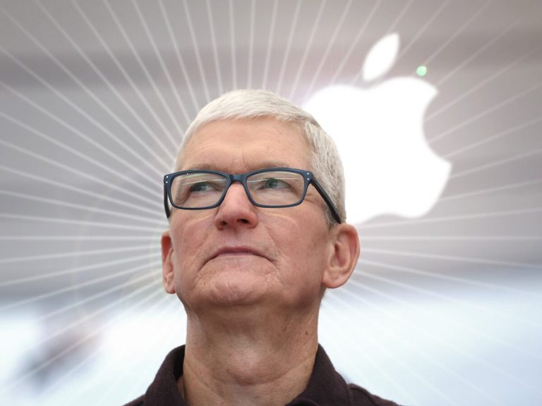 Bond jitters continue to sink stock markets, Apple and Amazon’s earnings beat