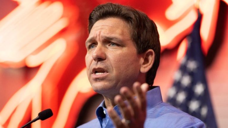 Who are the Republican presidential candidates at the second GOP debate?