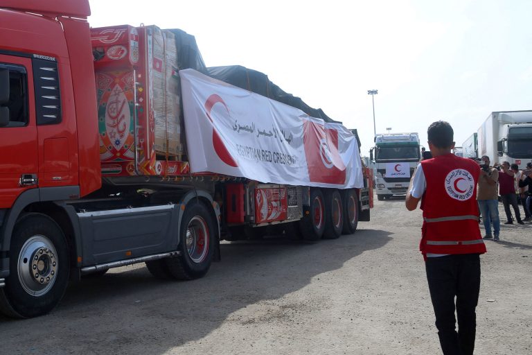 Higher open expected as Gaza aid convoys begin