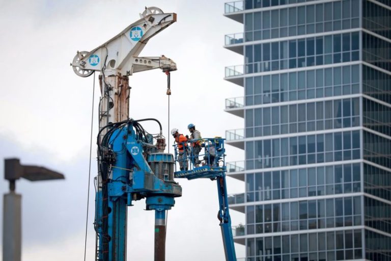 U.S. economy added 353,000 jobs in January, much better than expected