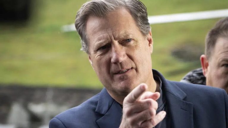 House Intel Chair Turner warns of ‘serious national security threat,’ urges Biden to declassify