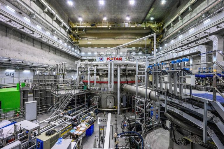 ‘Artificial sun’ sets record for time at 100 million degrees in latest advance for nuclear fusion