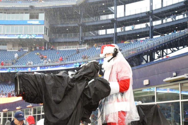 Netflix hunts for a production partner for its Christmas NFL games